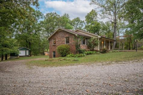 1085 Claylick Road White Bluff TN 37187