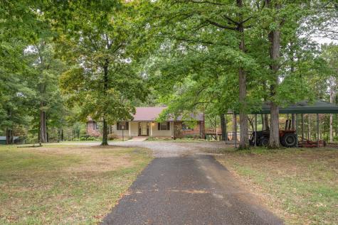 1085 Claylick Road White Bluff TN 37187