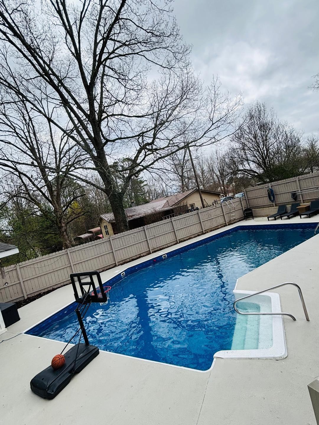 196 County Road 142 Riceville TN 37370