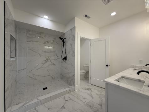 1608b 7th Ave, N Nashville TN 37208