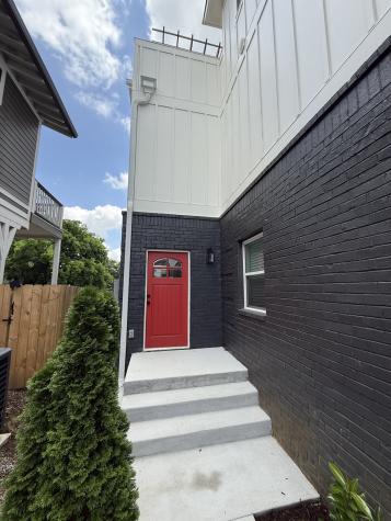 1608b 7th Ave, N Nashville TN 37208