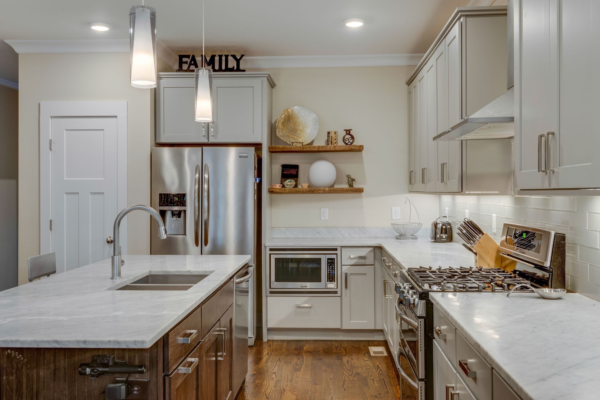 2204B 11th Ave, S Nashville TN 37204