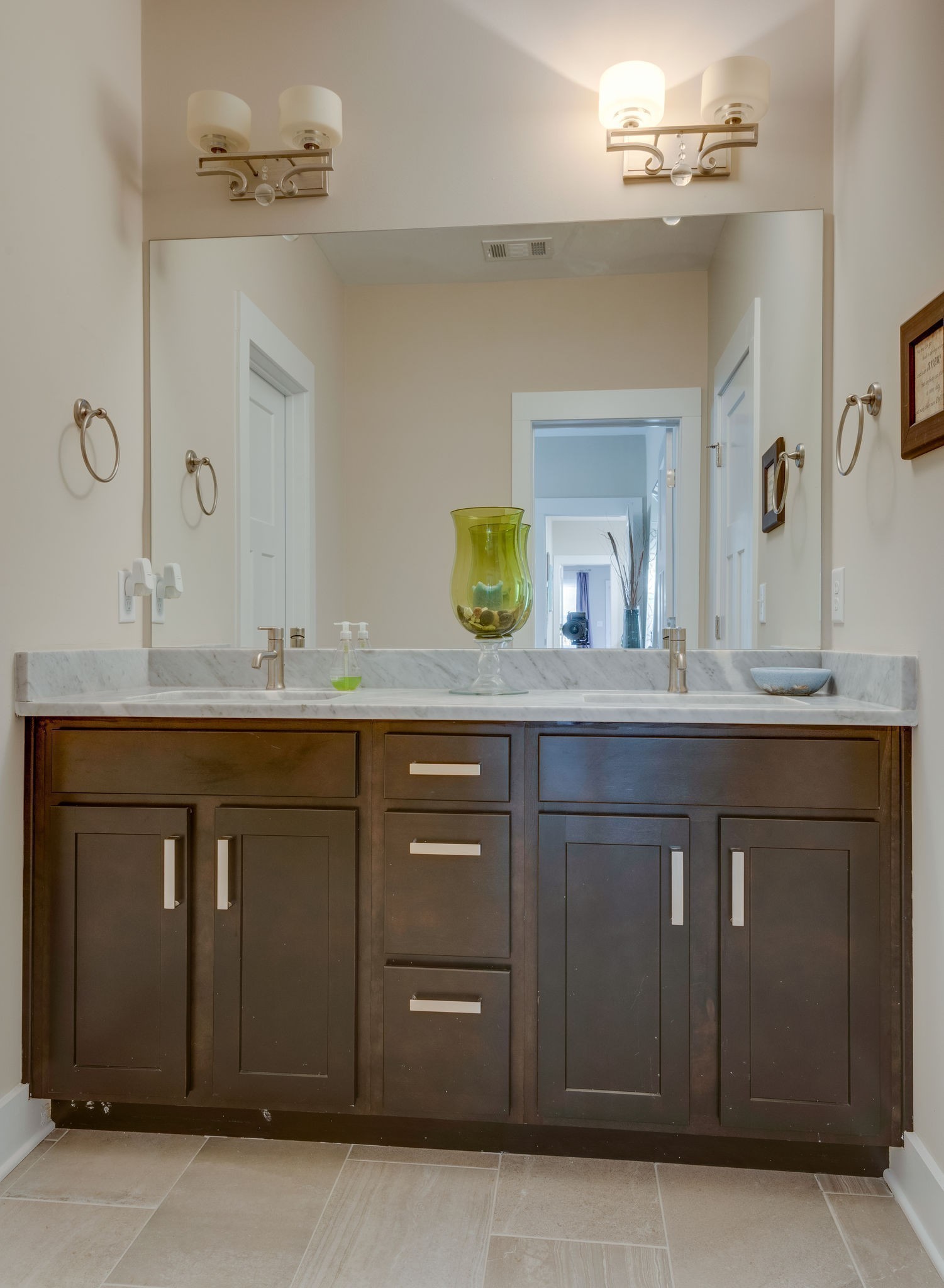 2204B 11th Ave, S Nashville TN 37204