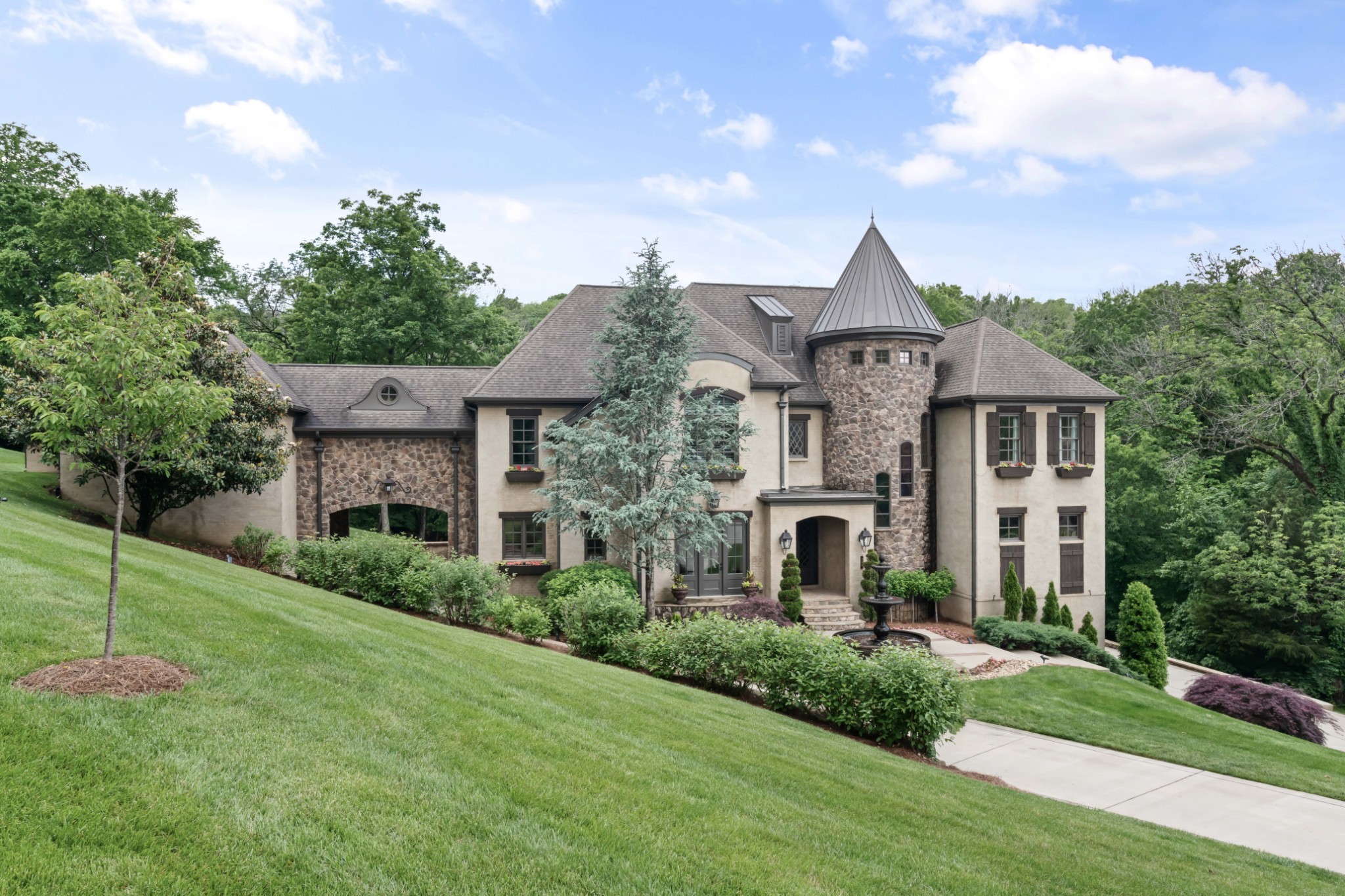 399 The Lady Of The Lake Lane Franklin TN 37067