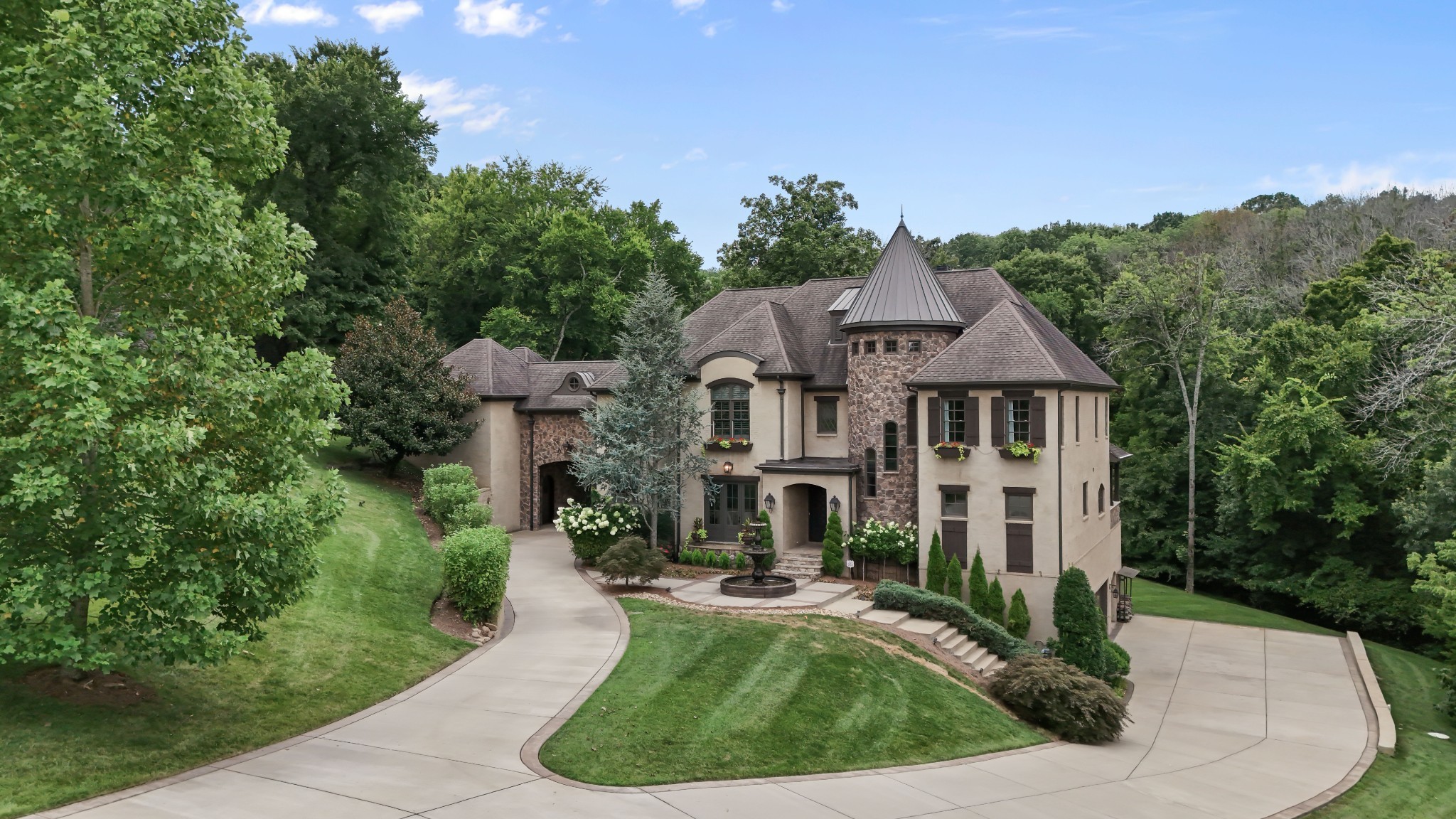 399 The Lady Of The Lake Lane Franklin TN 37067