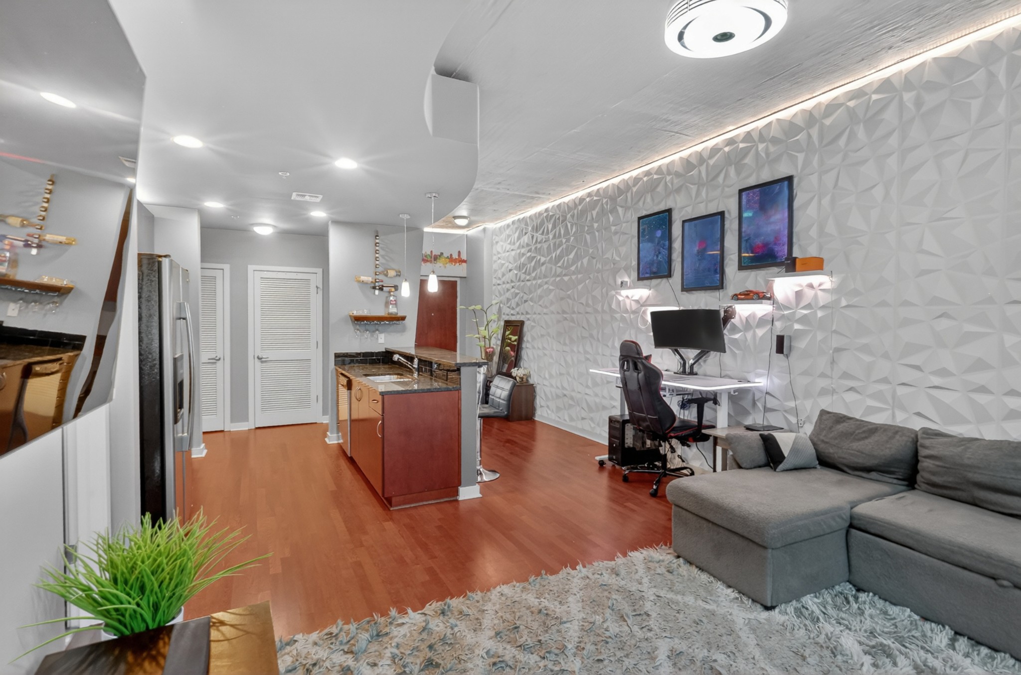 301 Demonbreun Street Nashville TN 37201