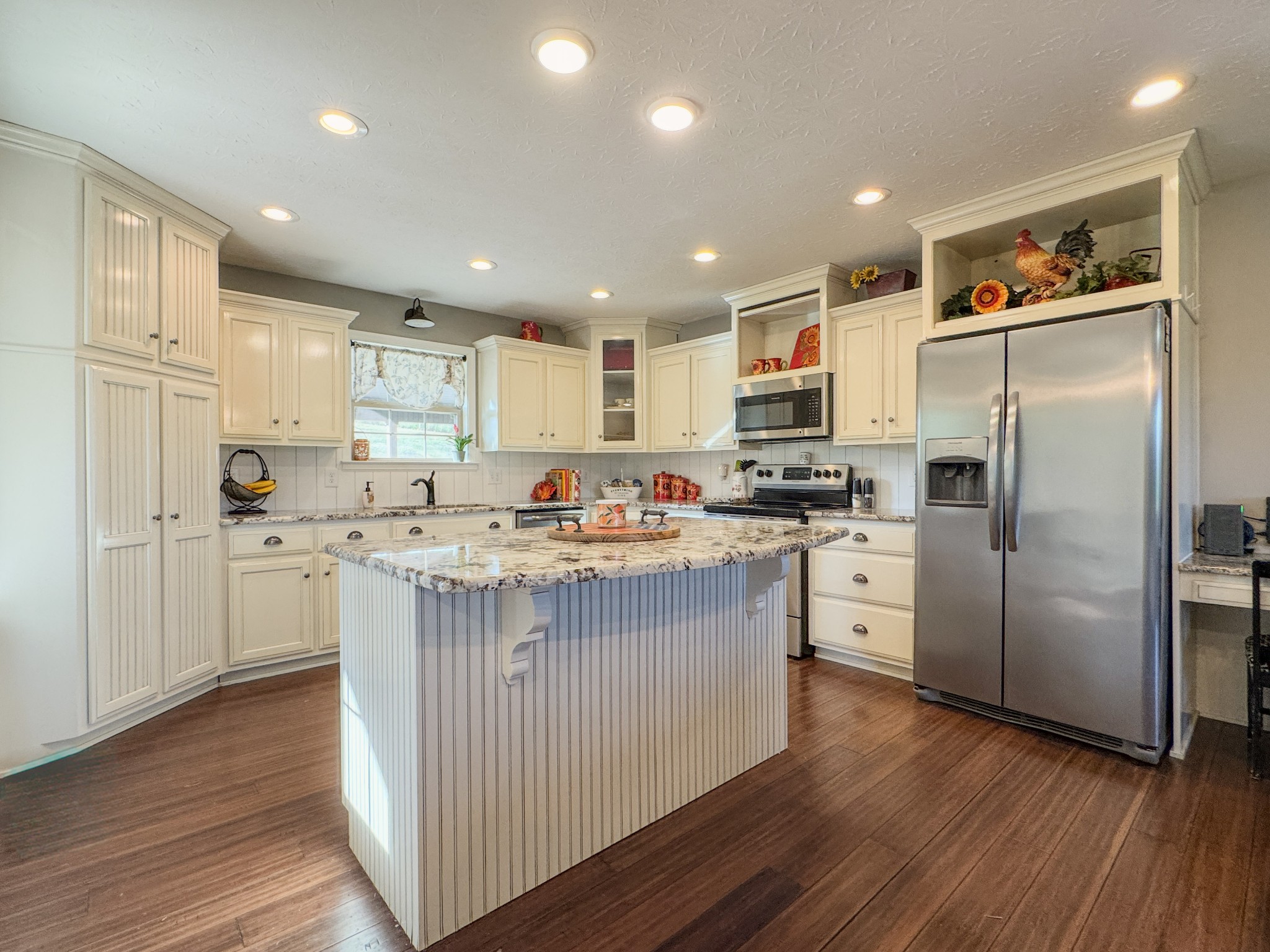 1631A Rock Bridge Road Bethpage TN 37022