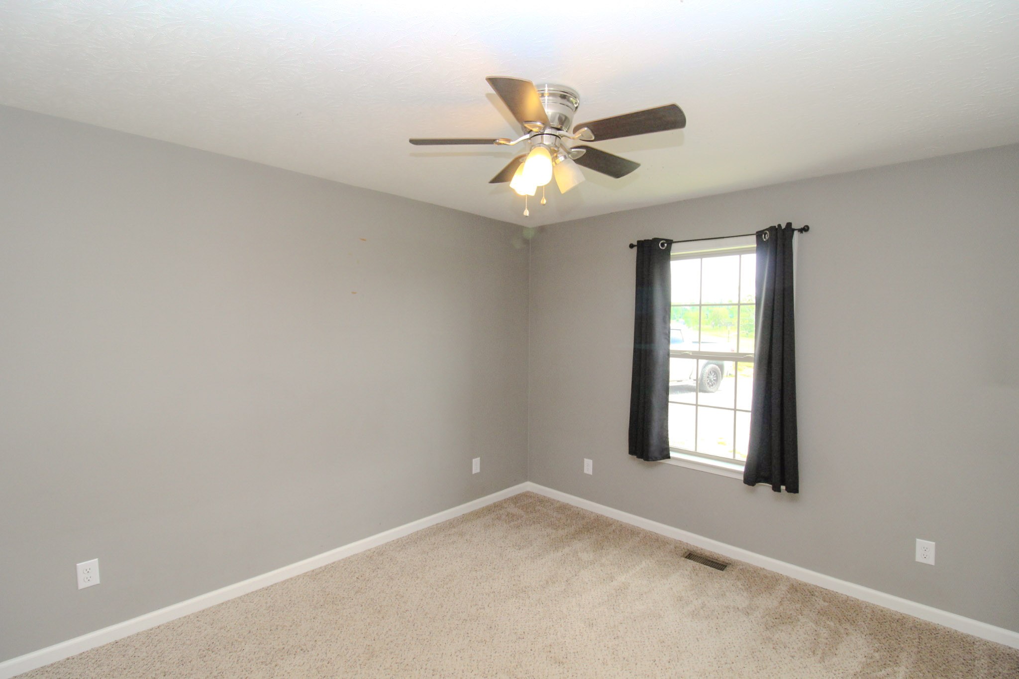 1631A Rock Bridge Road Bethpage TN 37022