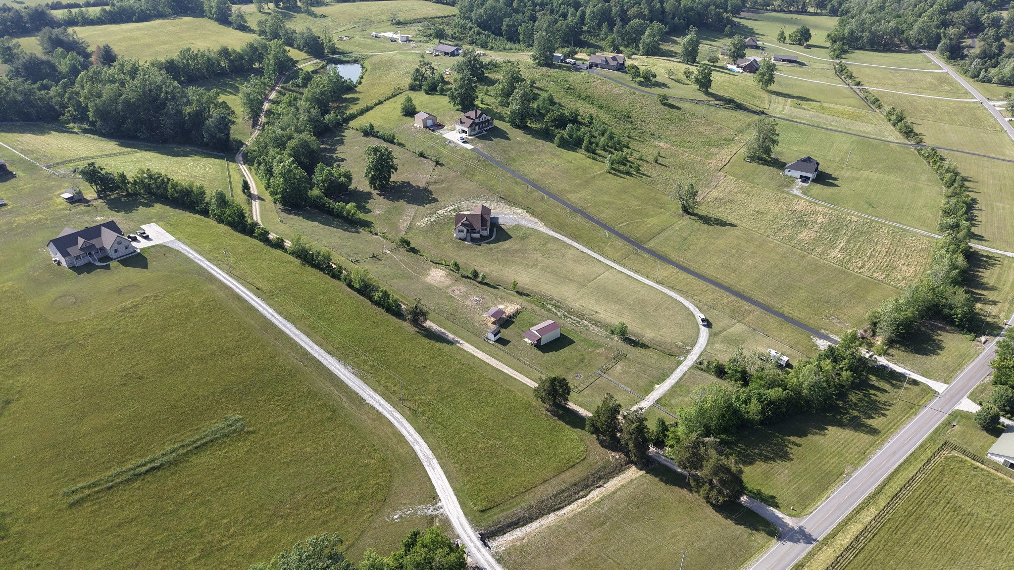 1631A Rock Bridge Road Bethpage TN 37022