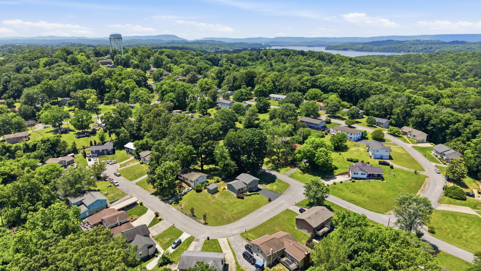 8939 Sherida Lane Chattanooga TN 37416