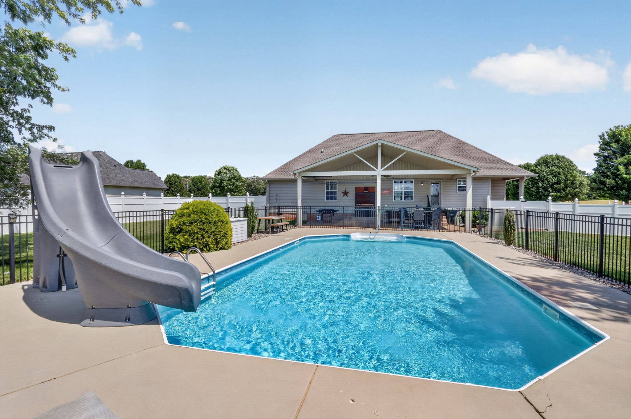 256 Highway 259 Portland TN 37148