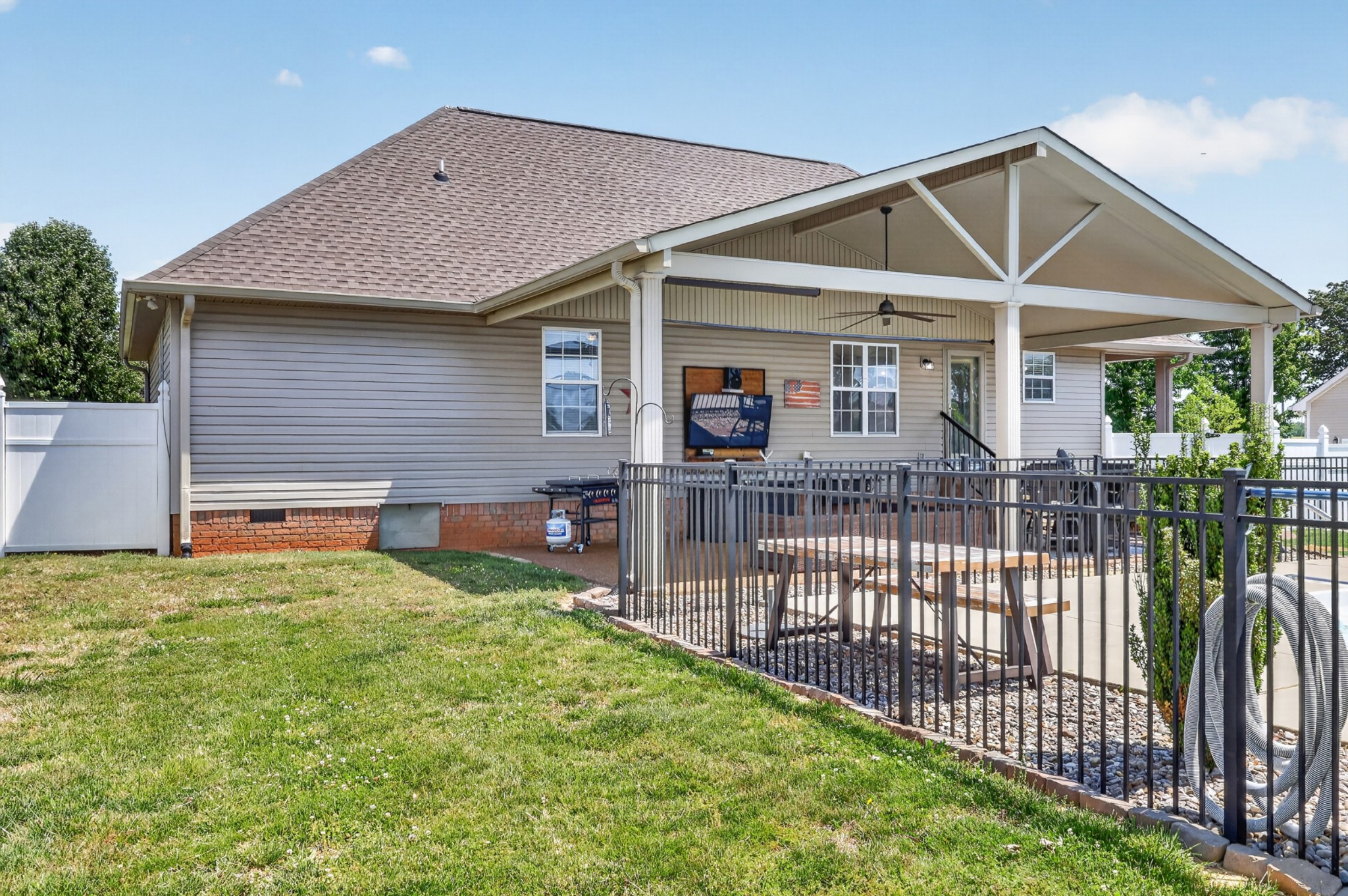 256 Highway 259 Portland TN 37148