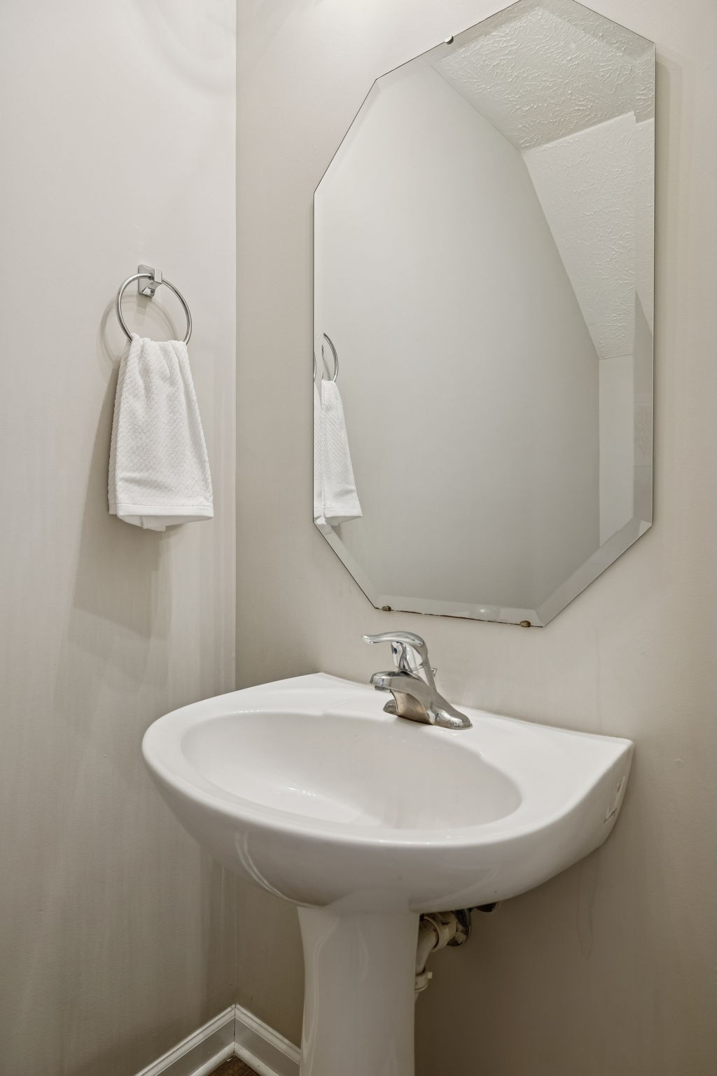 1834 Shaylin Loop Antioch TN 37013