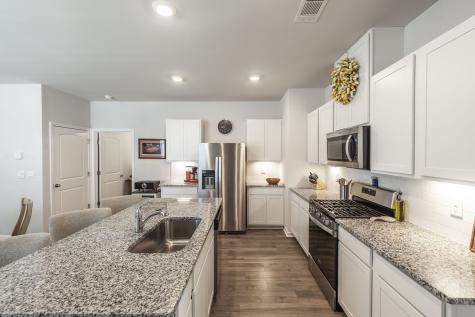 5012 Espy Avenue White House TN 37188