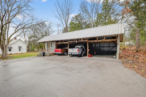 5815 Bradyville Road Bradyville TN 37026