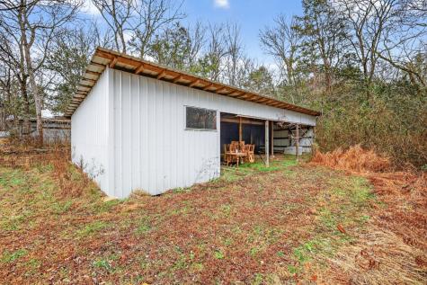 5815 Bradyville Road Bradyville TN 37026