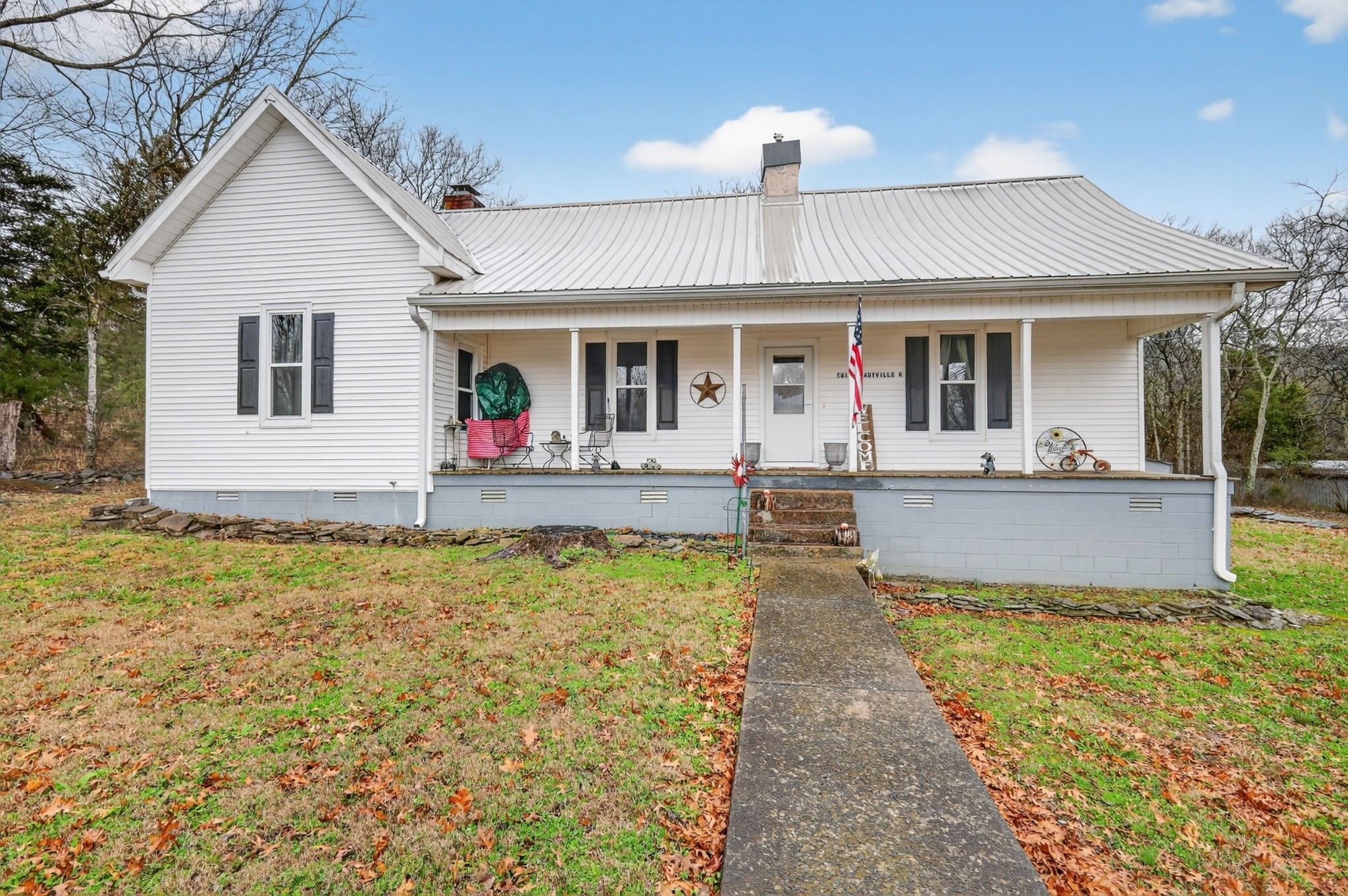 5815 Bradyville Road Bradyville TN 37026