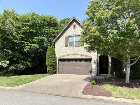 128 Village Circle Lebanon TN 37087