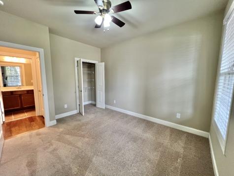 128 Village Circle Lebanon TN 37087