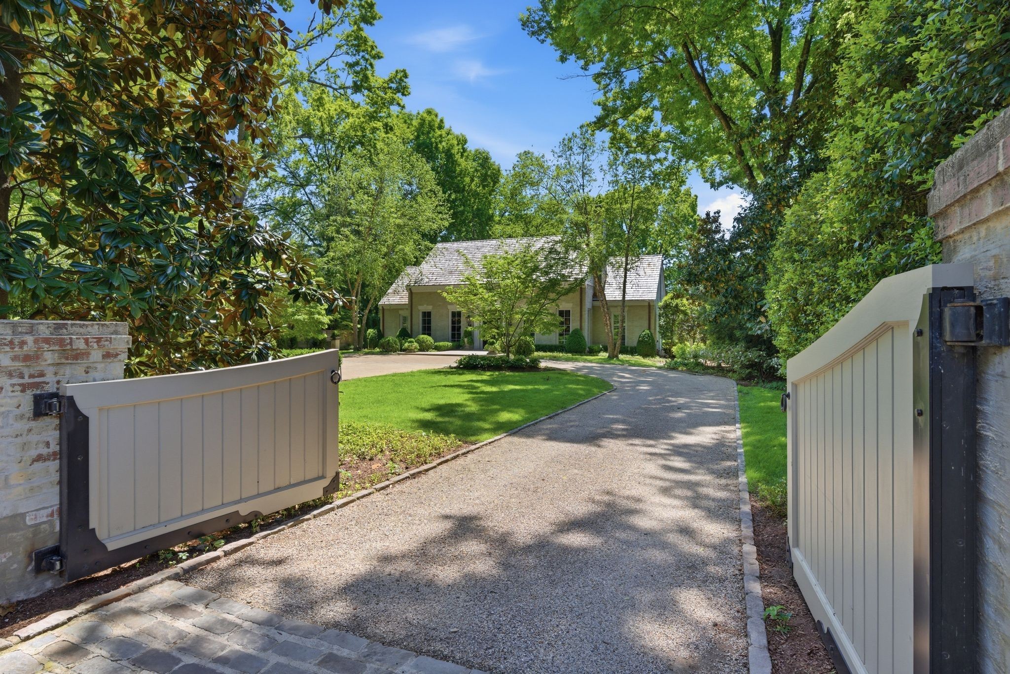 3701 Woodlawn Drive Nashville TN 37215