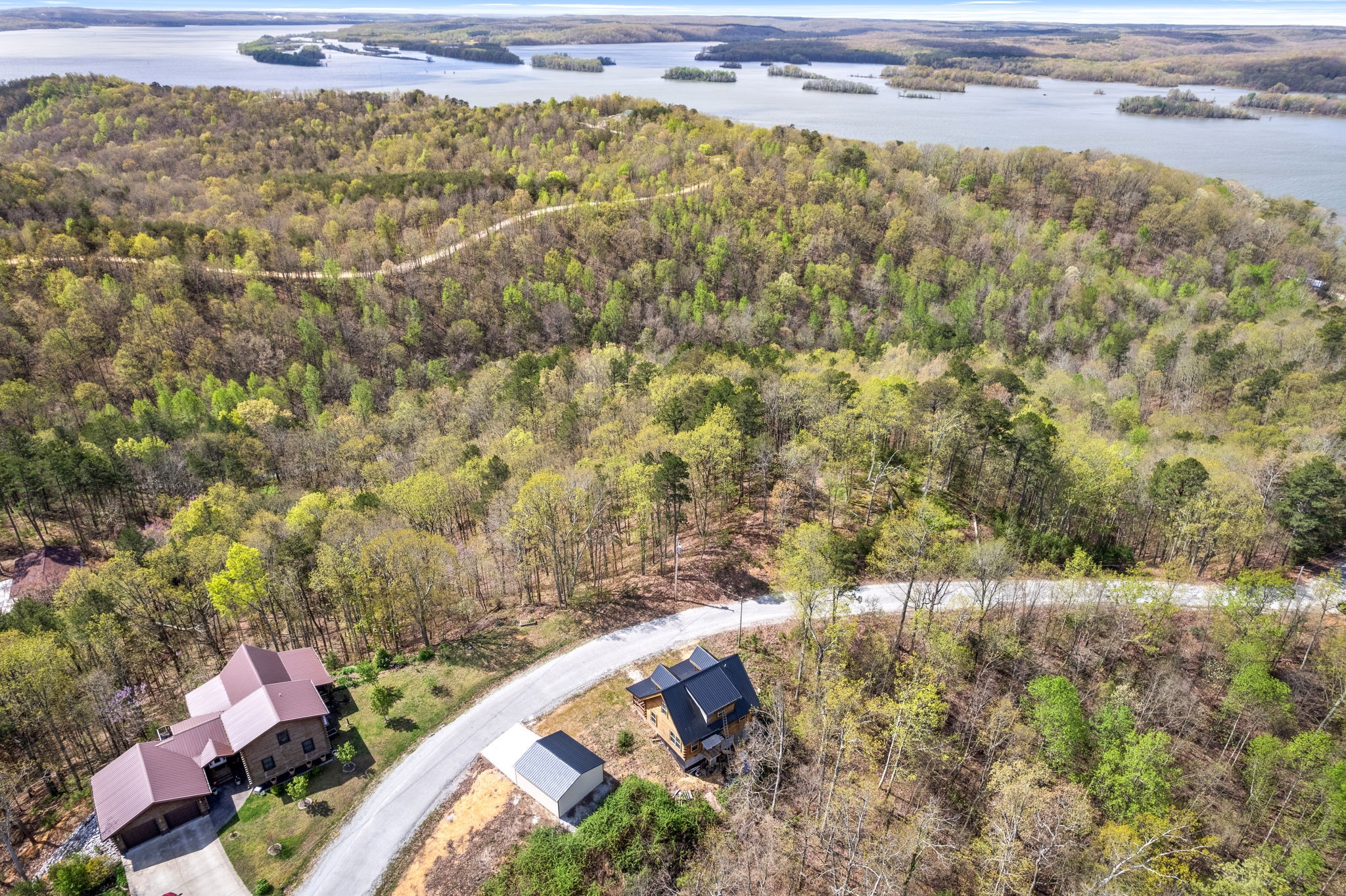 81 Crest Court Waverly TN 37185