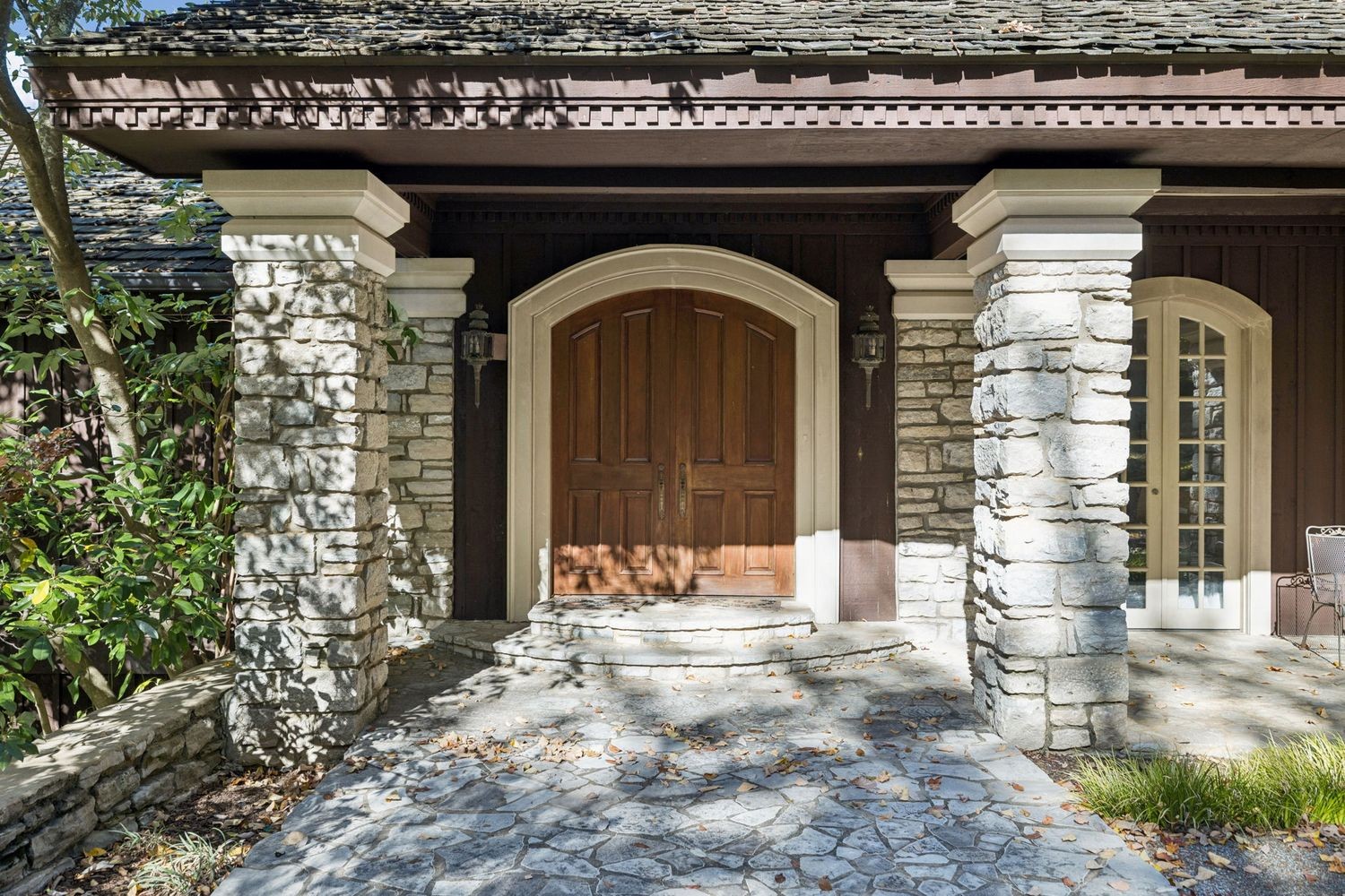 5887 Fredricksburg Drive Nashville TN 37215