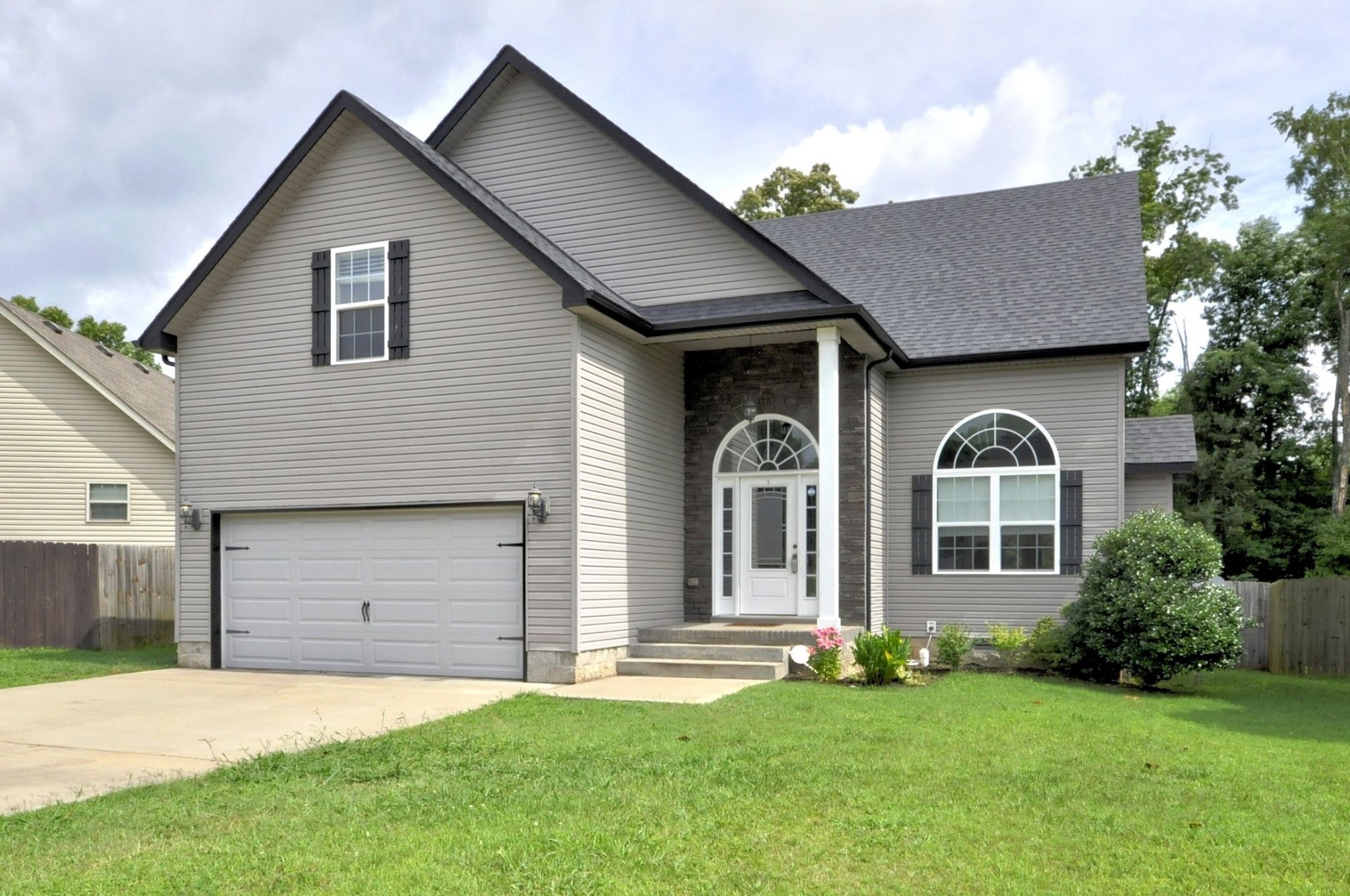 439 Leslie Wood Drive Clarksville TN 37040