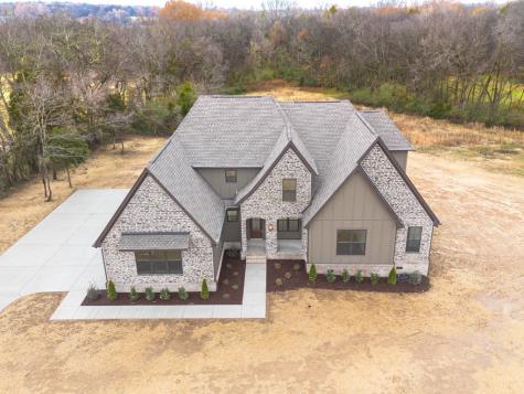 25 Sarah Court Columbia TN 38401