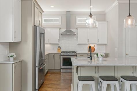 1820 10th Ave, S Nashville TN 37203
