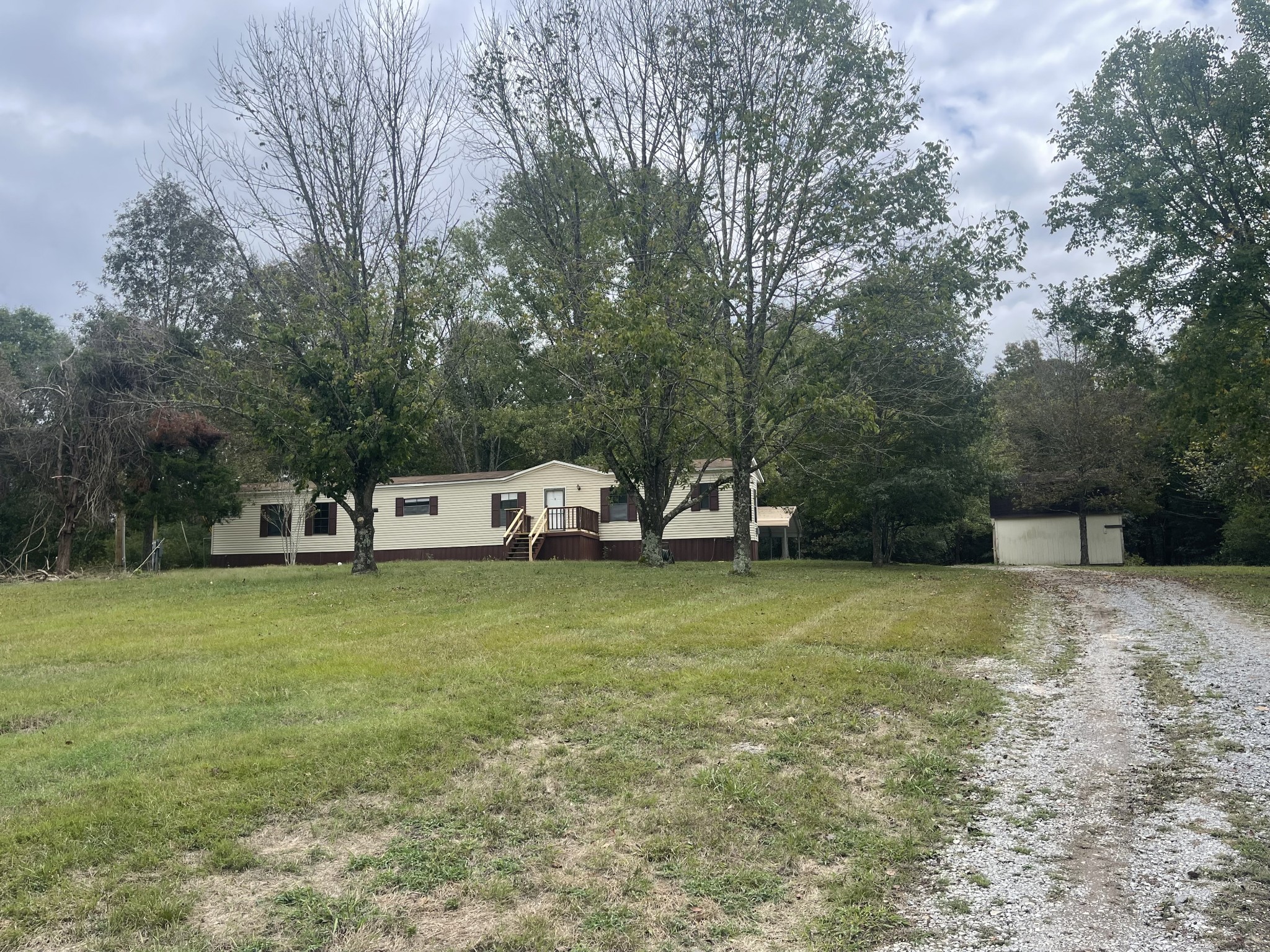 915 Old Hunters Point Pike Lebanon TN 37087