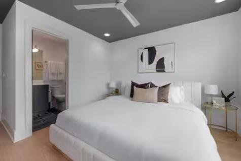 3218 Charlotte Avenue Nashville TN 37209
