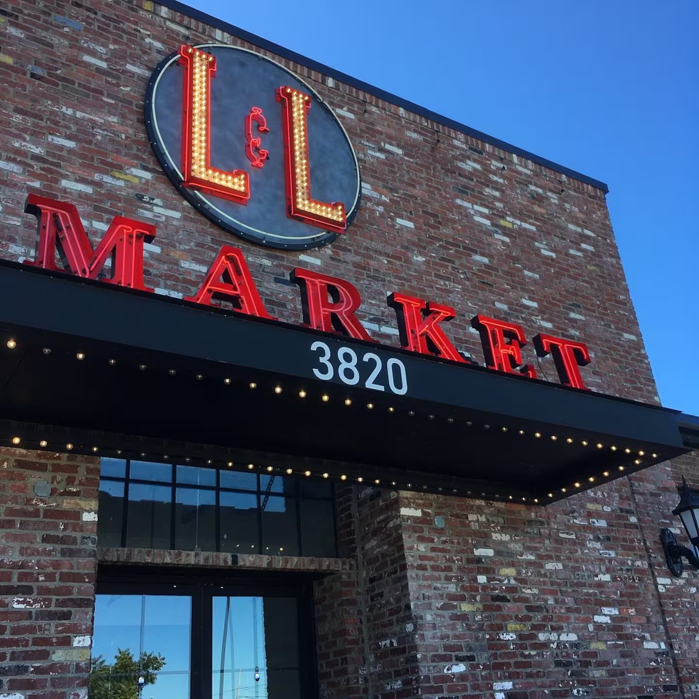 3218 Charlotte Avenue Nashville TN 37209