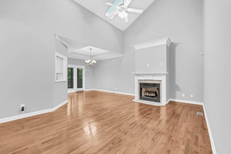445 Country Club Court Clarksville TN 37043