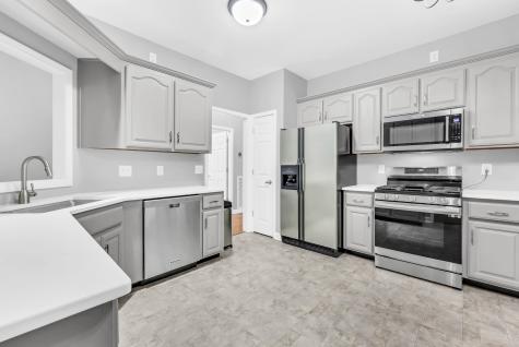 445 Country Club Court Clarksville TN 37043