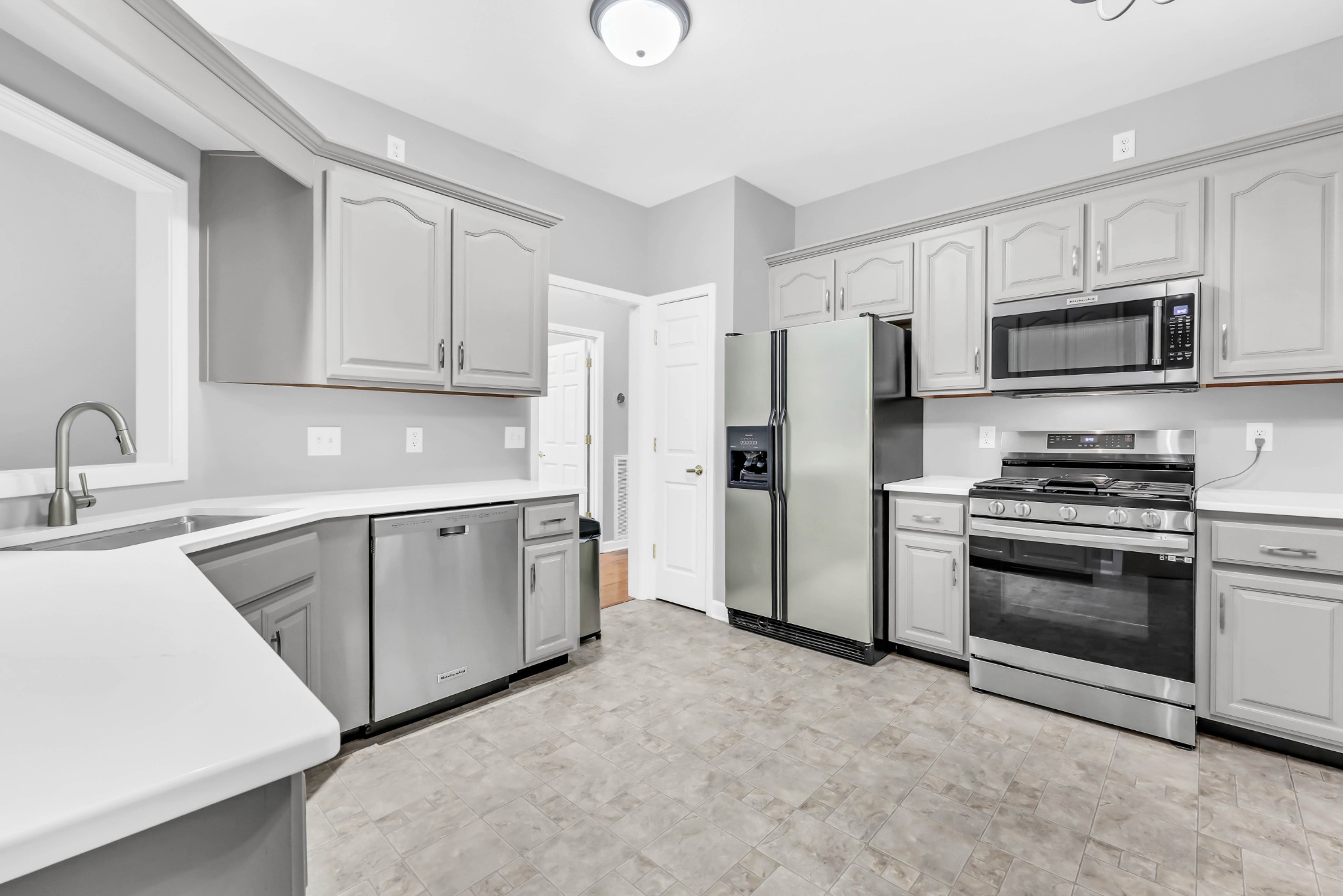 445 Country Club Court Clarksville TN 37043