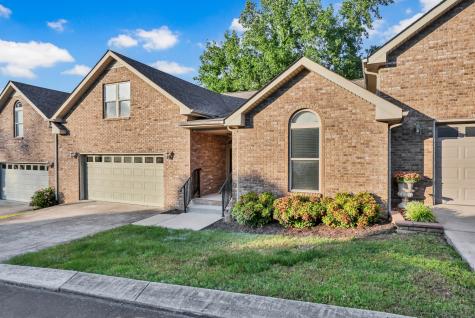 445 Country Club Court Clarksville TN 37043