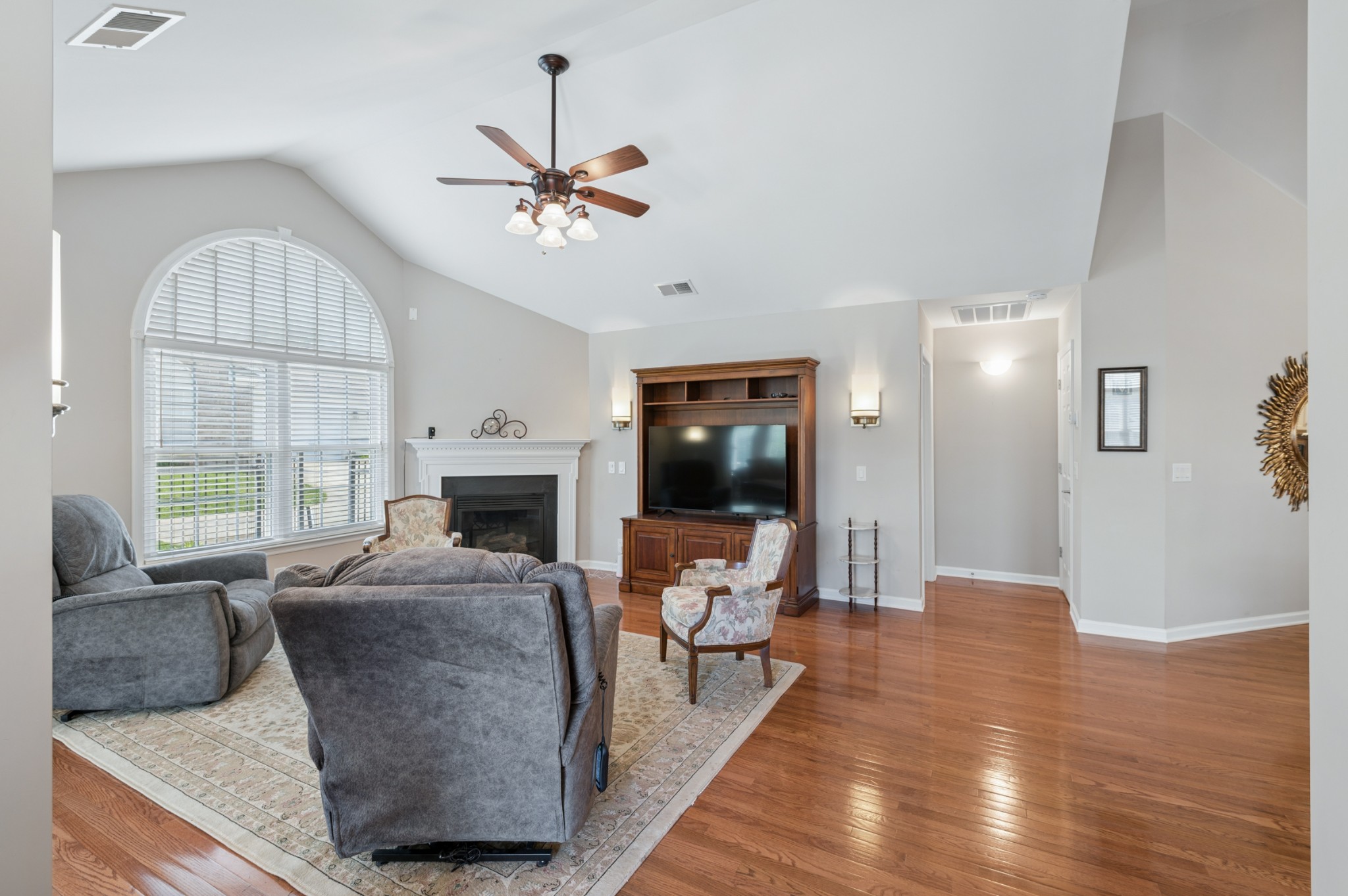 825 Browns Lane Gallatin TN 37066