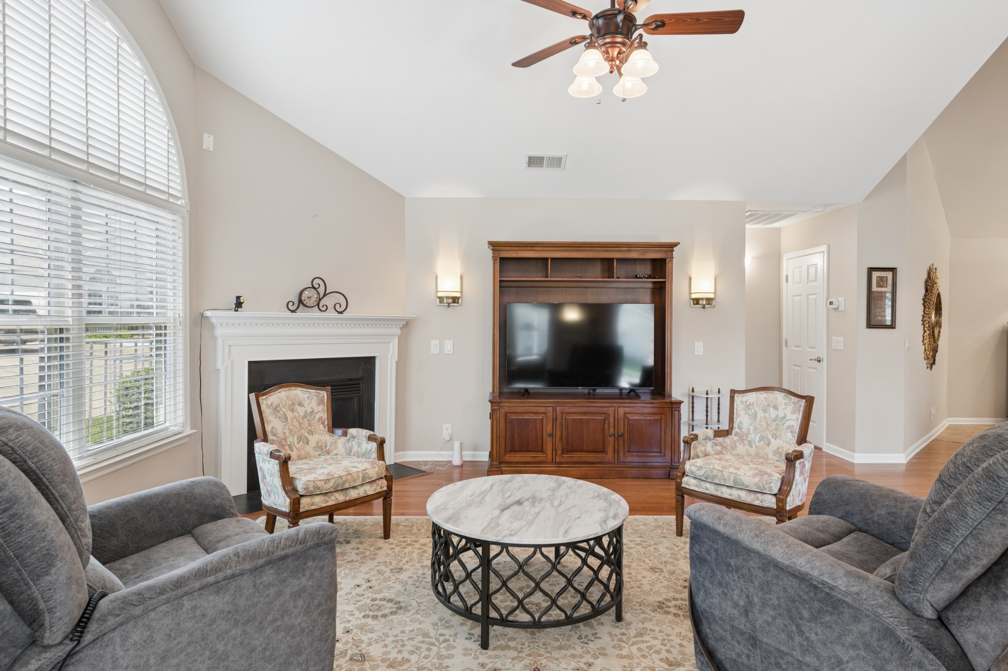 825 Browns Lane Gallatin TN 37066