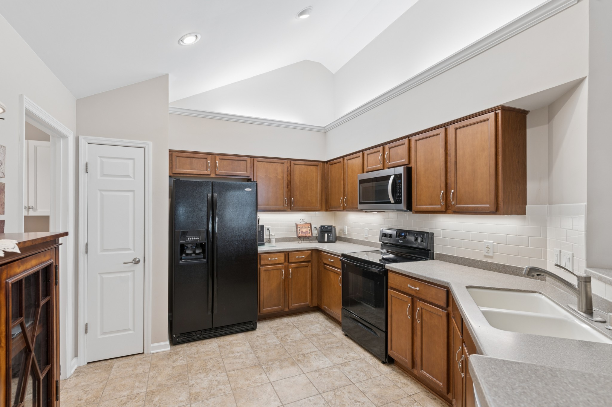 825 Browns Lane Gallatin TN 37066