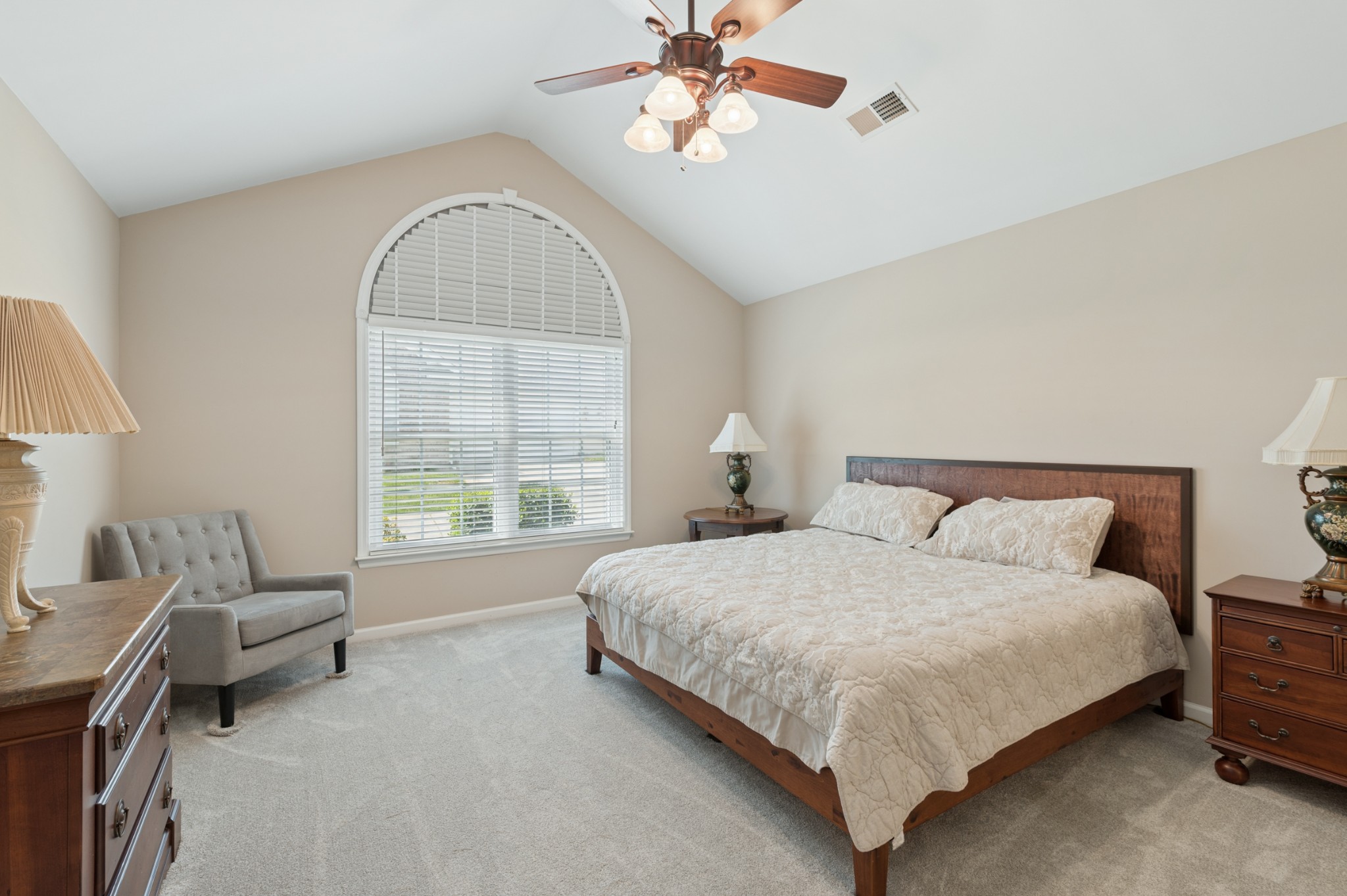 825 Browns Lane Gallatin TN 37066