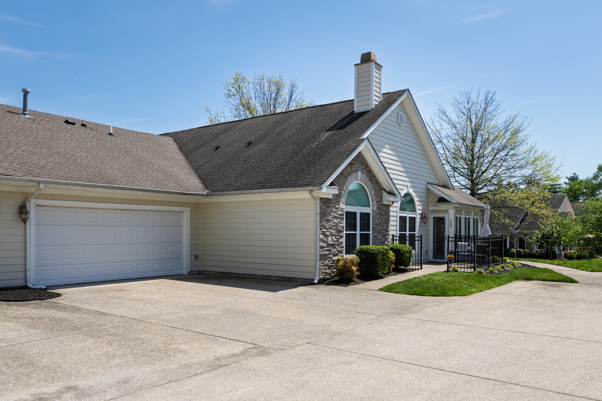 825 Browns Lane Gallatin TN 37066