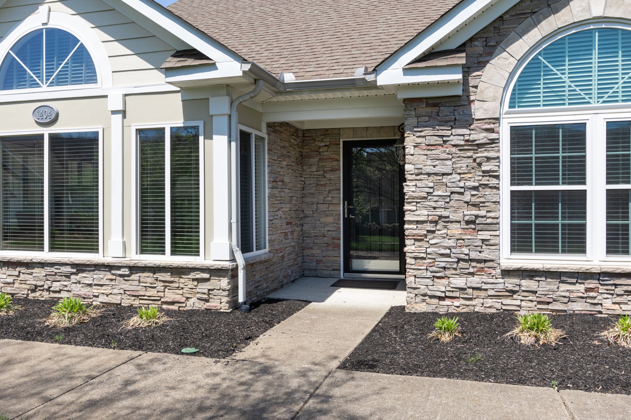 825 Browns Lane Gallatin TN 37066