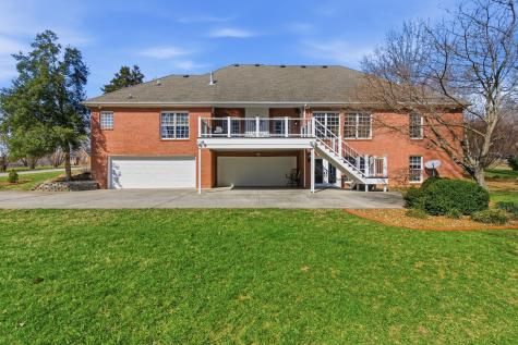 1902 Palmer Drive Springfield TN 37172