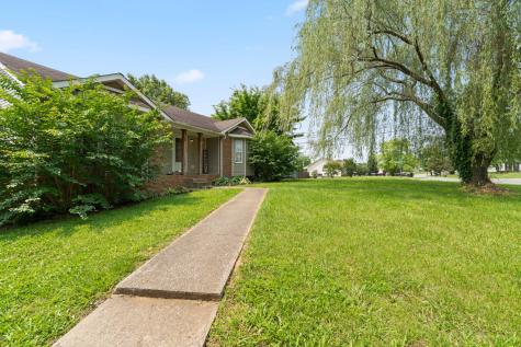 1328 Meredith Way Clarksville TN 37042