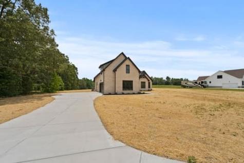 2277 Rock Bridge Road Portland TN 37148