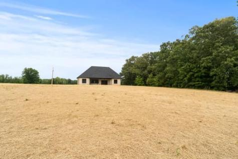 2277 Rock Bridge Road Portland TN 37148