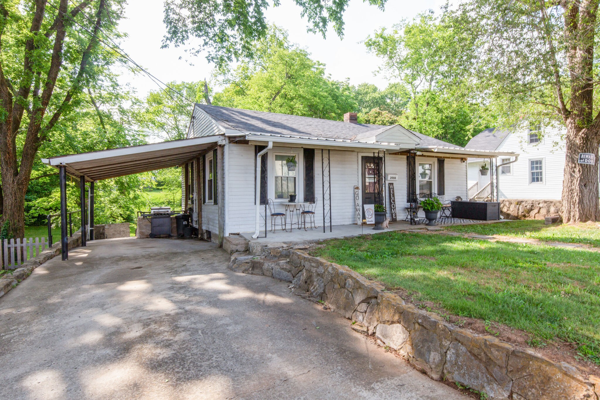 2006 Thomas Avenue Columbia TN 38401