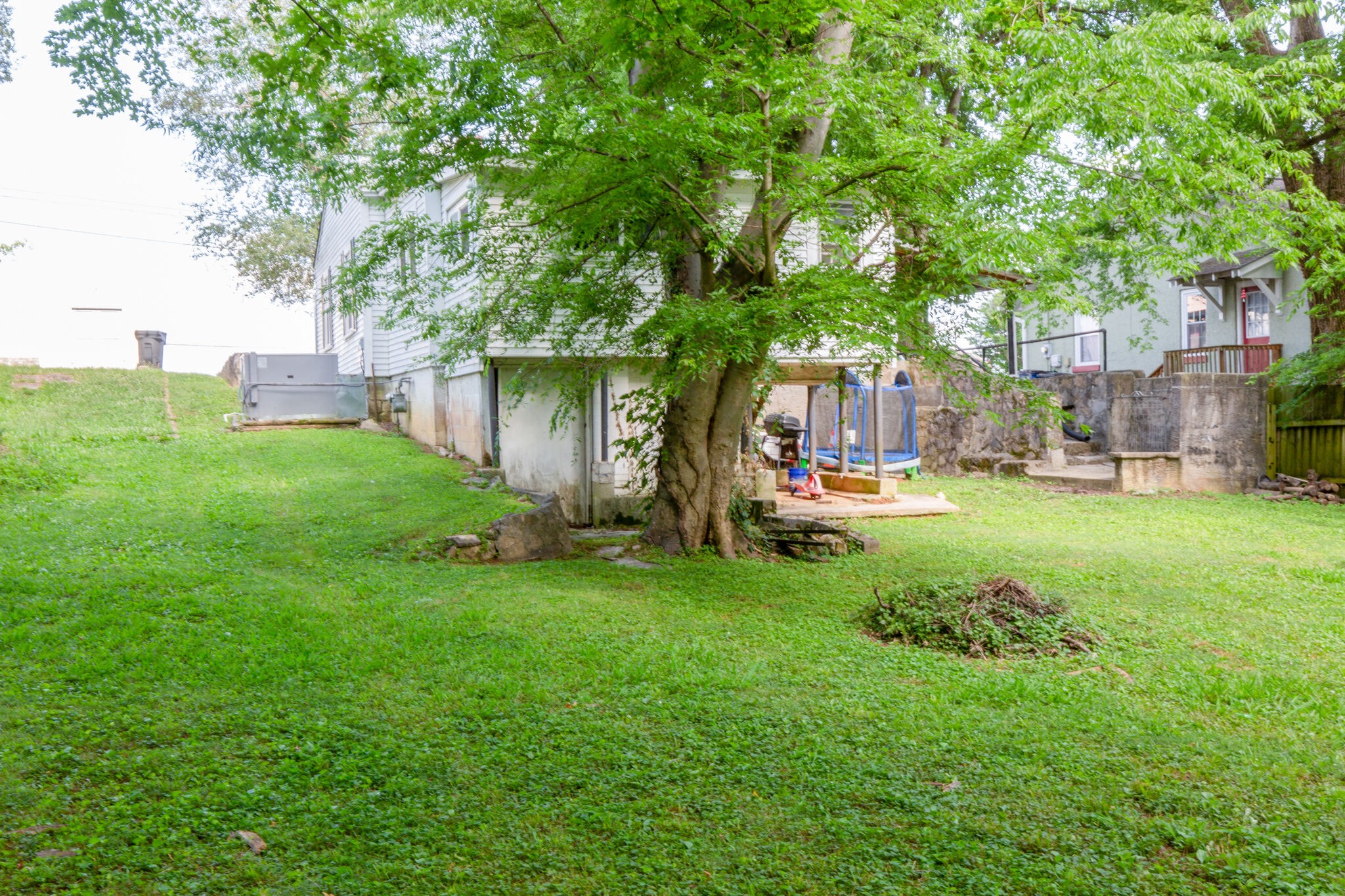 2006 Thomas Avenue Columbia TN 38401