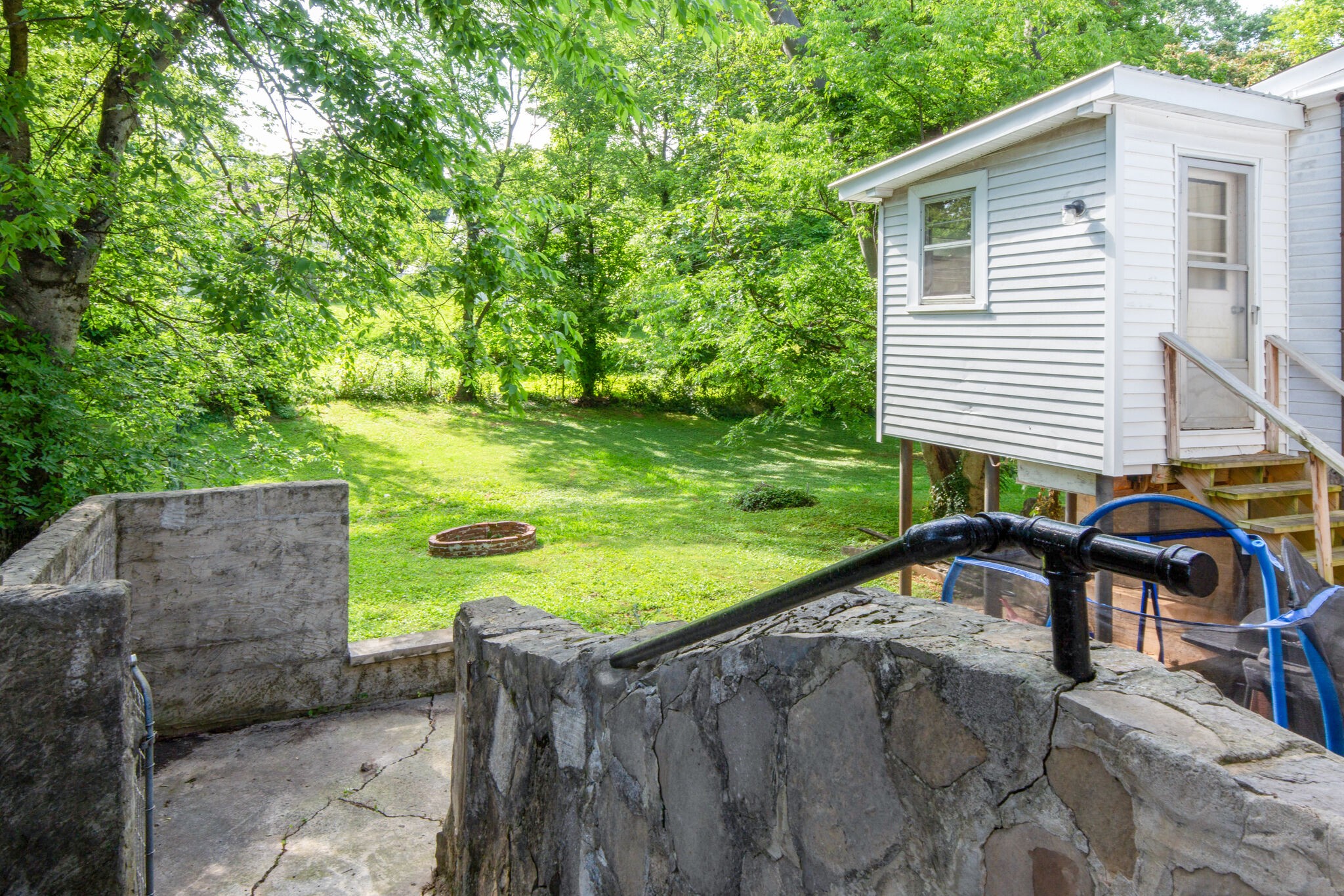 2006 Thomas Avenue Columbia TN 38401