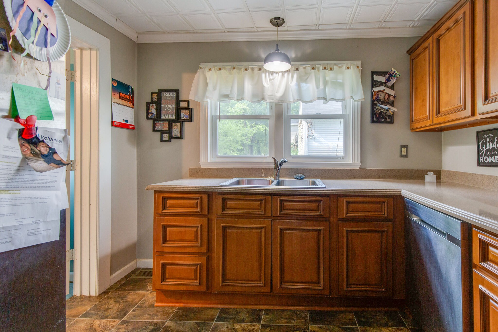 2006 Thomas Avenue Columbia TN 38401